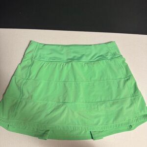 Lululemon Athletica Pace Rival Neon Green Skirt /Rare/ size 4